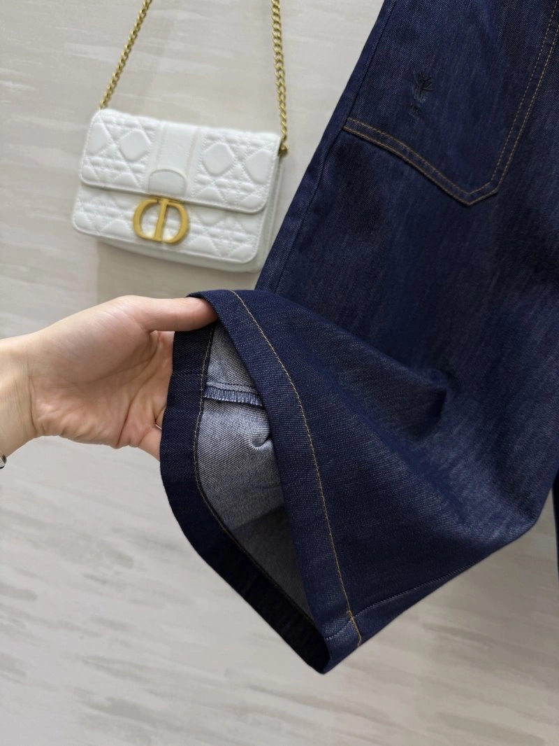 Sleek Christian Dior Short Pants 113706