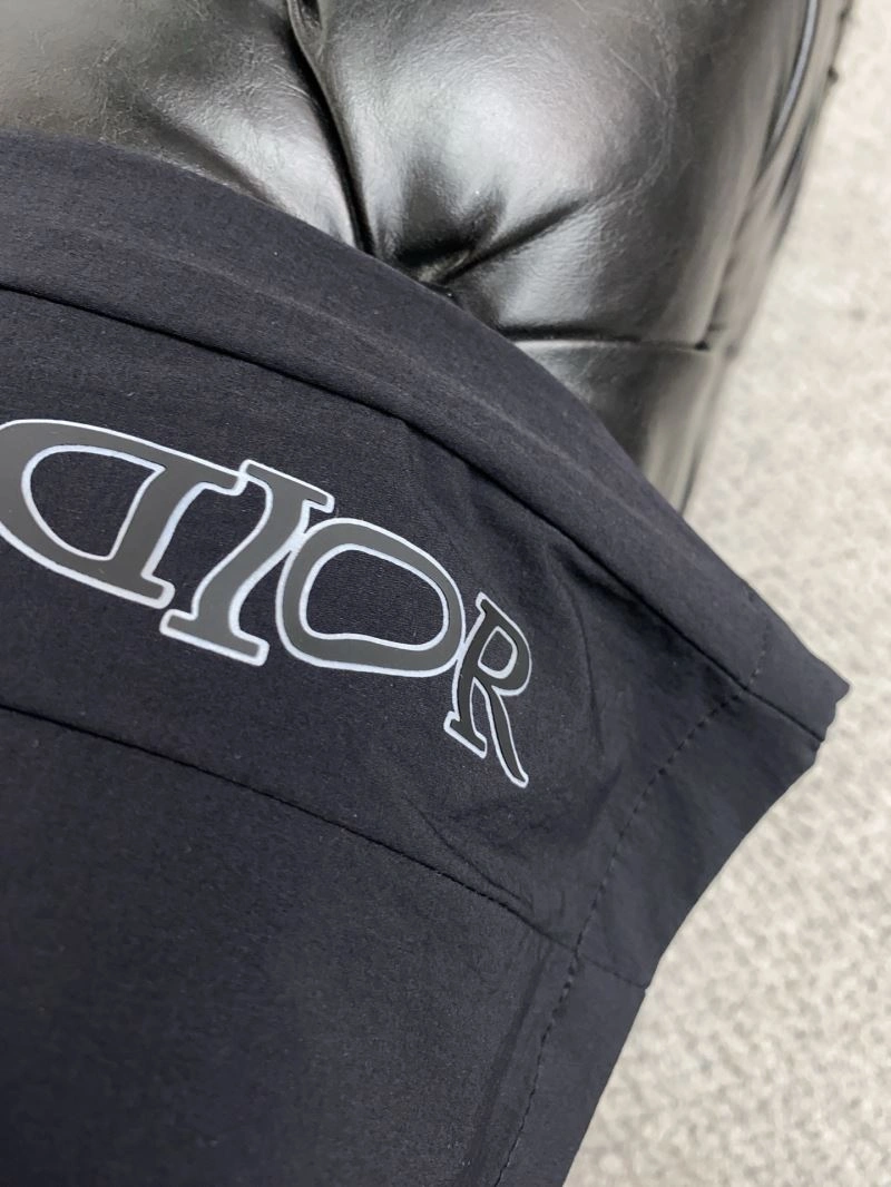 Sporty Christian Dior Short Pants 115315