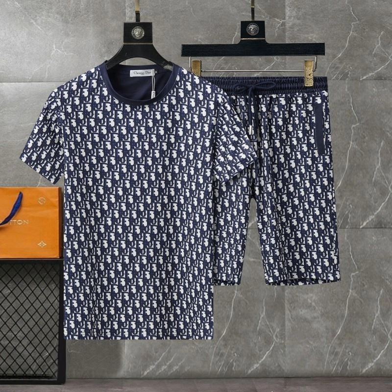 Cozy Christian Dior Short Suits 117466