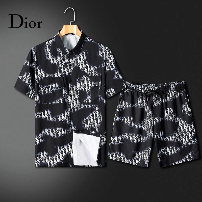 Neat Christian Dior Short Suits 114699