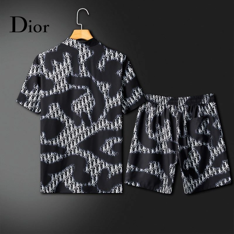 Neat Christian Dior Short Suits 114699