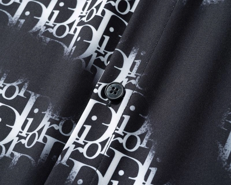 Neat Christian Dior Short Suits 114699