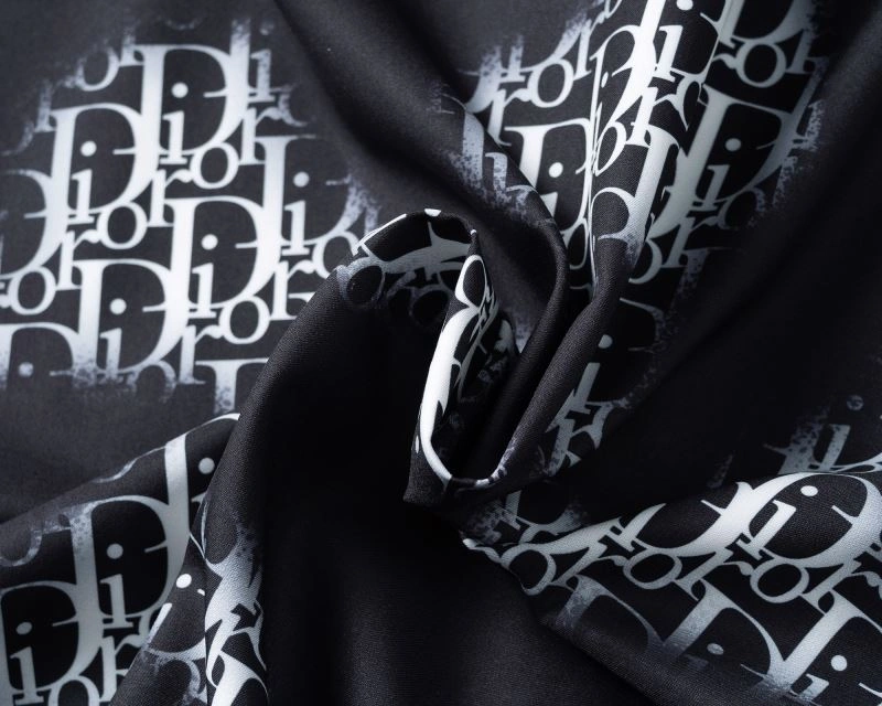 Neat Christian Dior Short Suits 114699