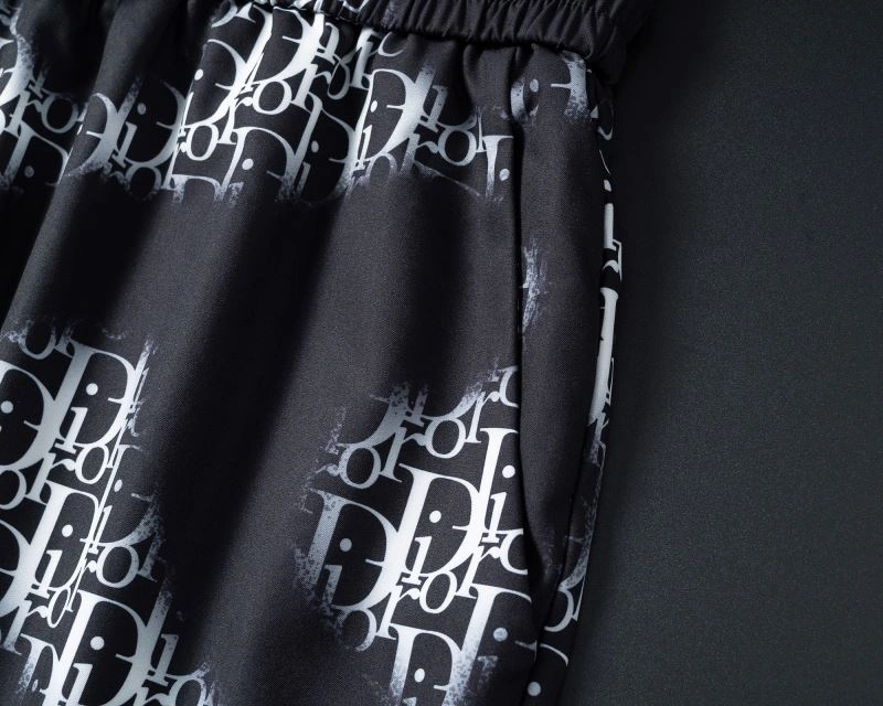 Neat Christian Dior Short Suits 114699