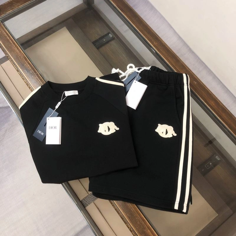 Christian Dior Short Suits Sporty 117713