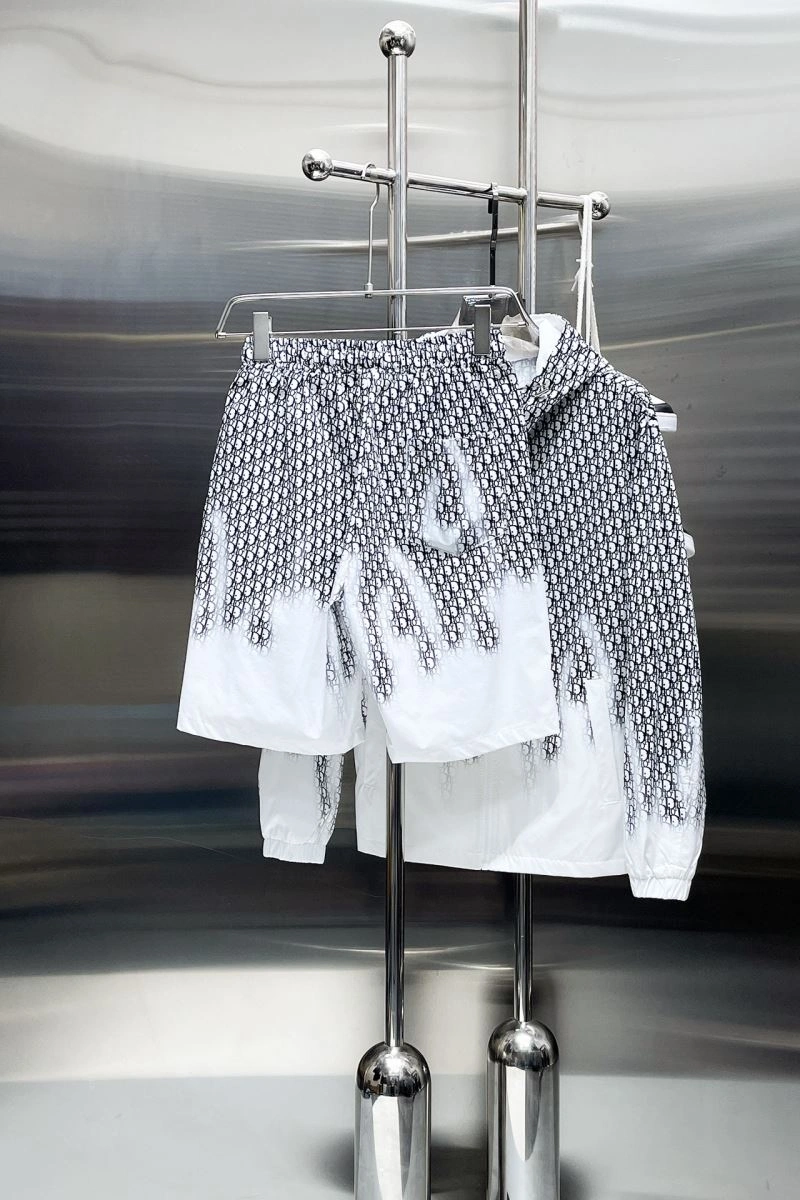 ComfortFit Christian Dior Short Suits 117104