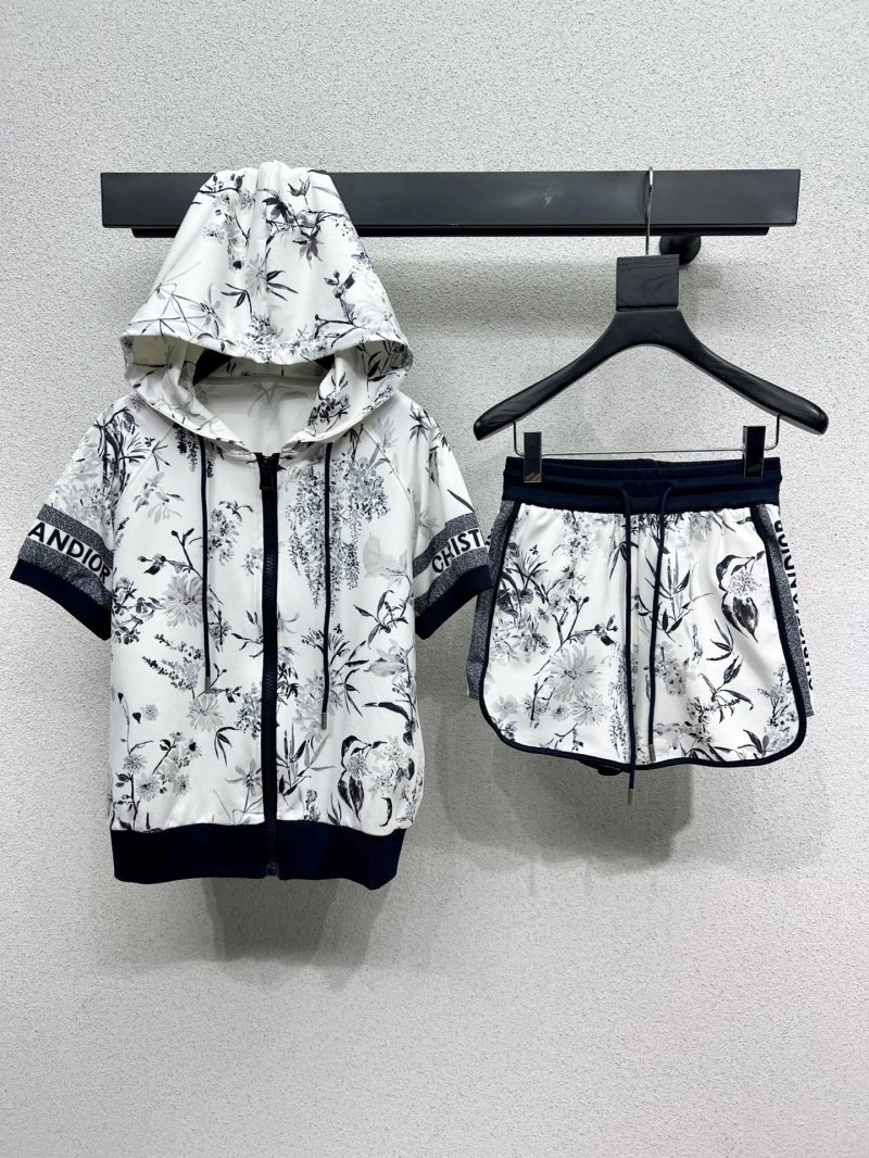 TopPick Christian Dior Short Suits 112829