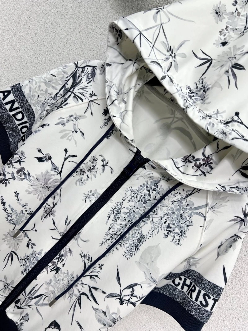TopPick Christian Dior Short Suits 112829