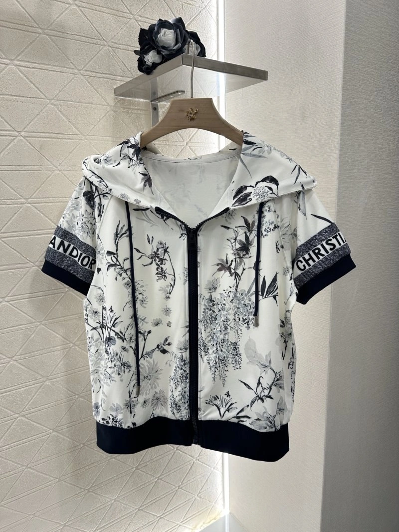 TimelessDesign Christian Dior Short Suits 112833