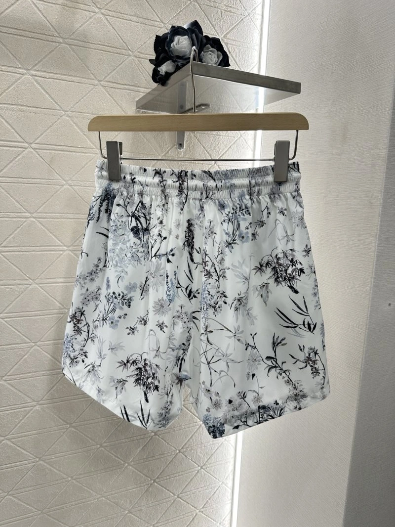Christian Dior Short Suits UrbanChic 112832