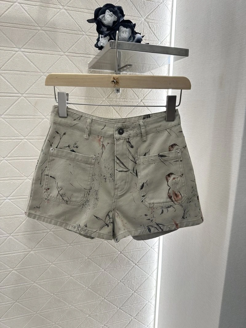 Versatile Christian Dior Short Suits 112828