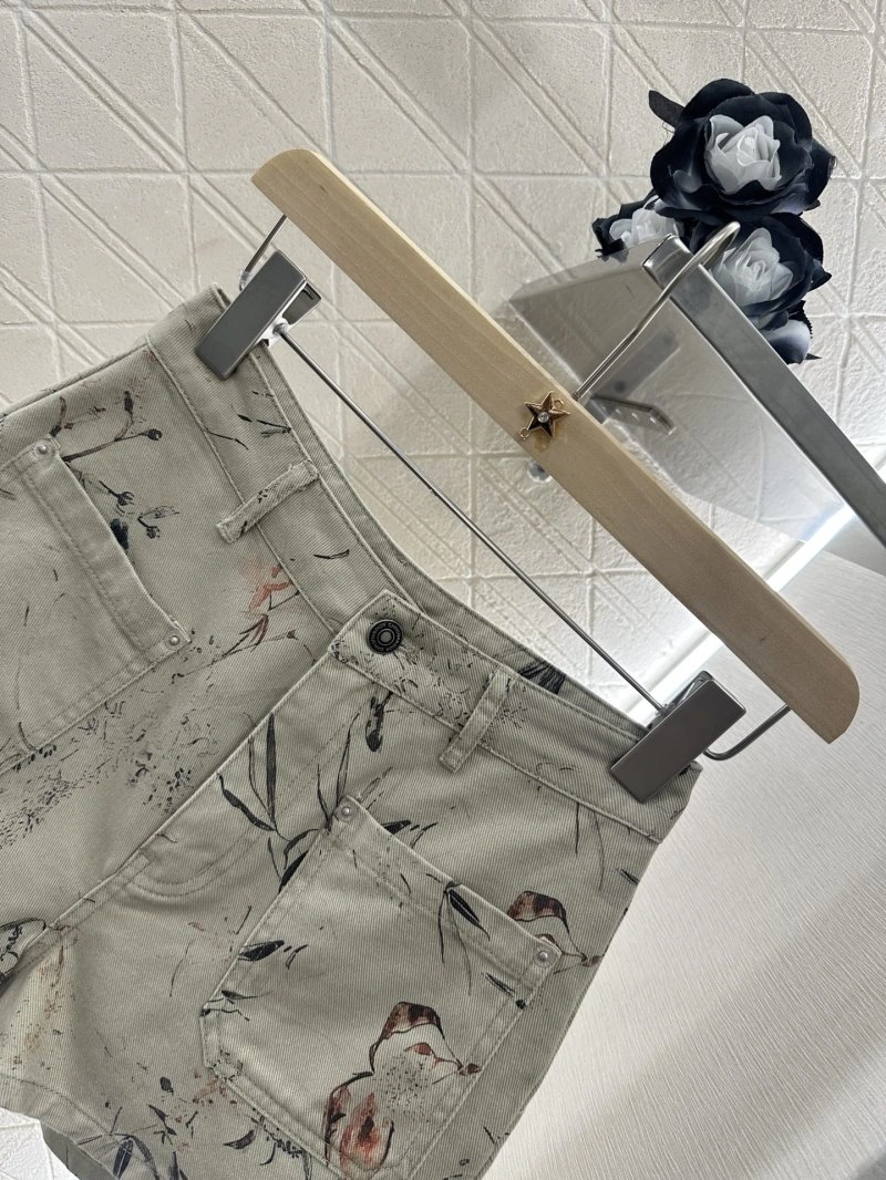 Versatile Christian Dior Short Suits 112828