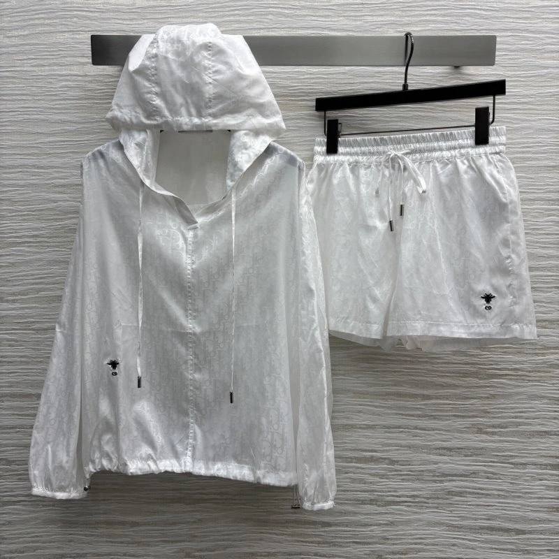 Christian Dior Short Suits Compact 114256