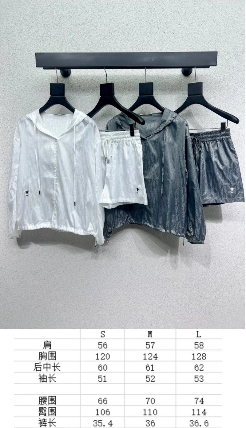 WellDesigned Christian Dior Short Suits 114266