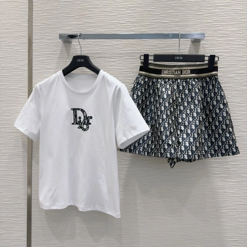 Christian Dior Short Suits Premium 114271