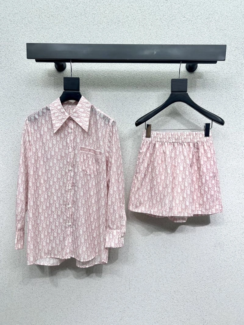 Christian Dior Short Suits UrbanChic 114265