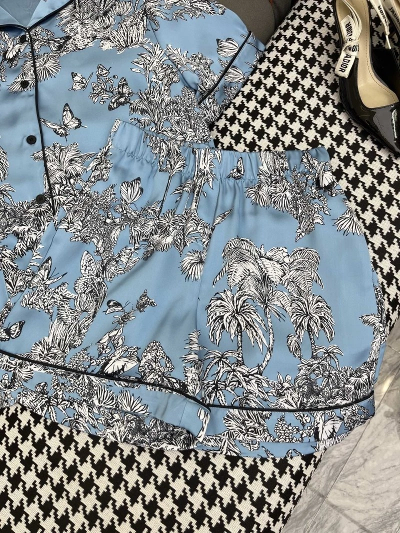 ZipUp Christian Dior Short Suits 114258