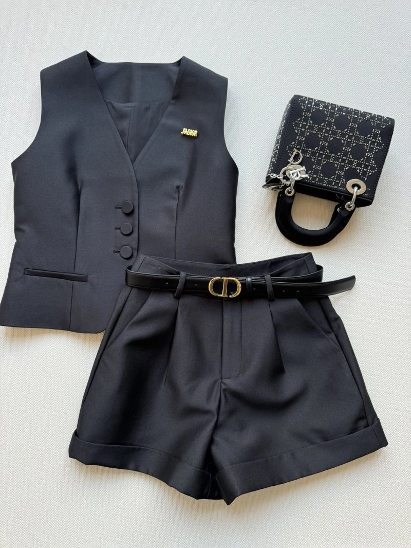 Christian Dior Short Suits UrbanStyle 111986