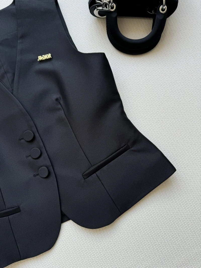 Christian Dior Short Suits UrbanStyle 111986
