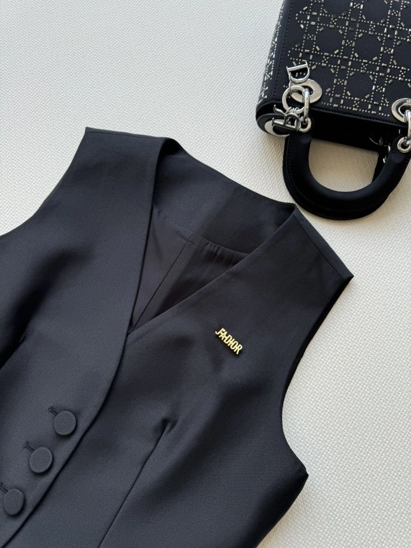 Christian Dior Short Suits UrbanStyle 111986