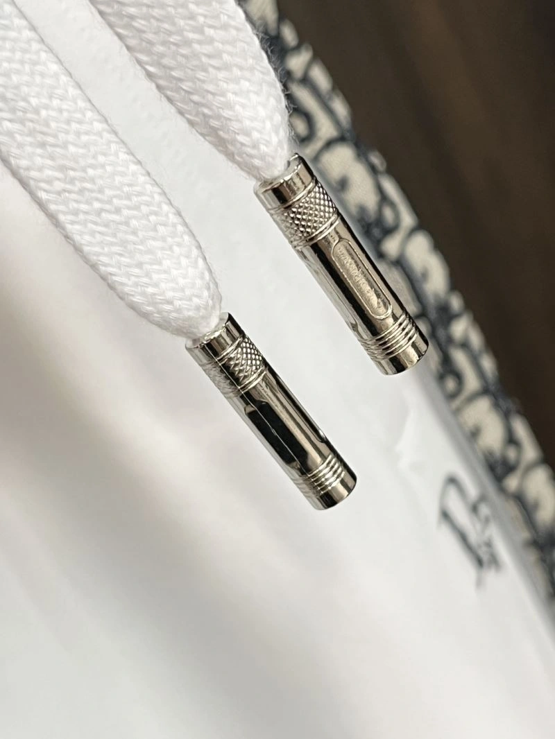 Timeless Christian Dior Short Suits 116525
