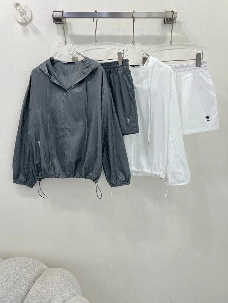 Christian Dior Short Suits Seasonal 113697