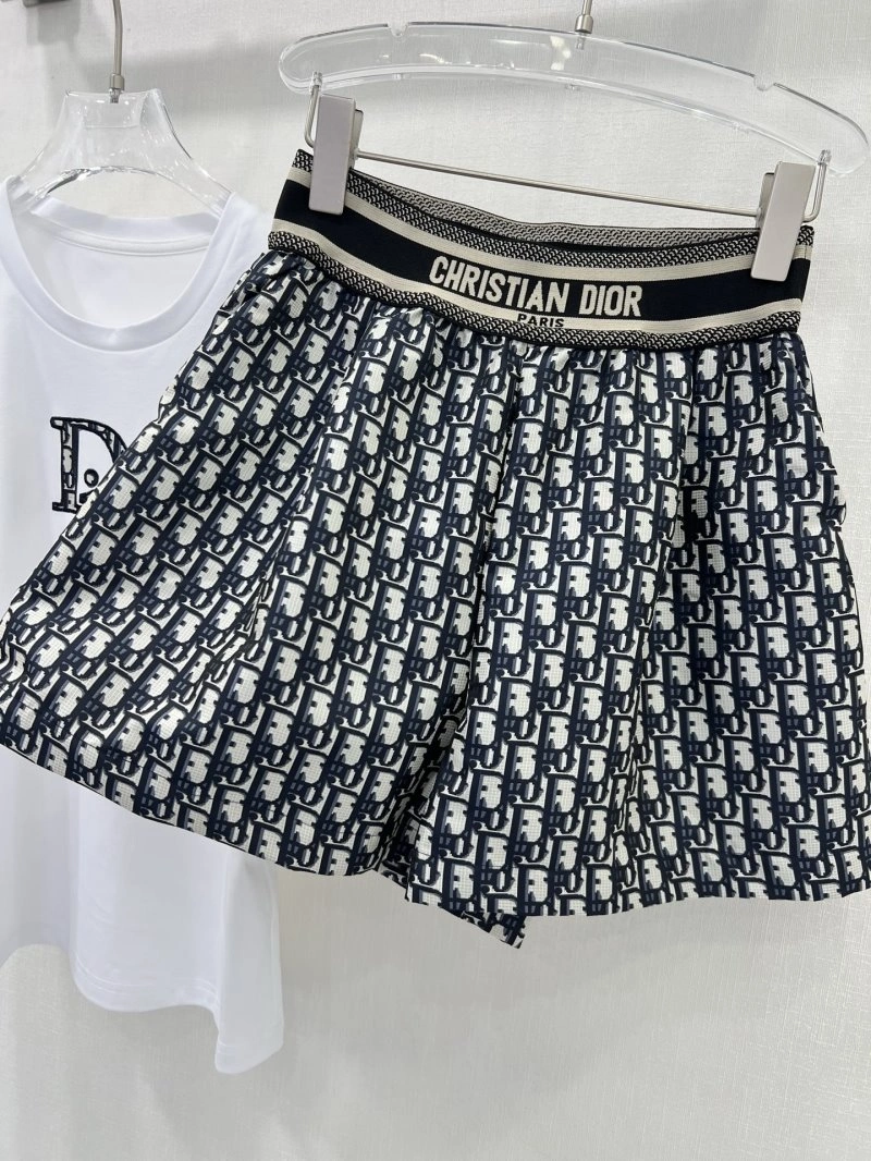 Christian Dior Short Suits Attractive 113670