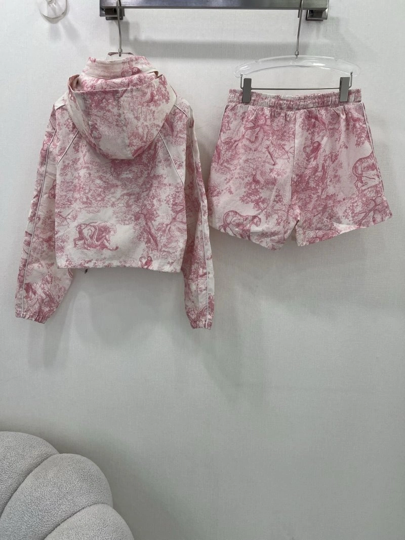 Christian Dior Short Suits Stretchable 113695