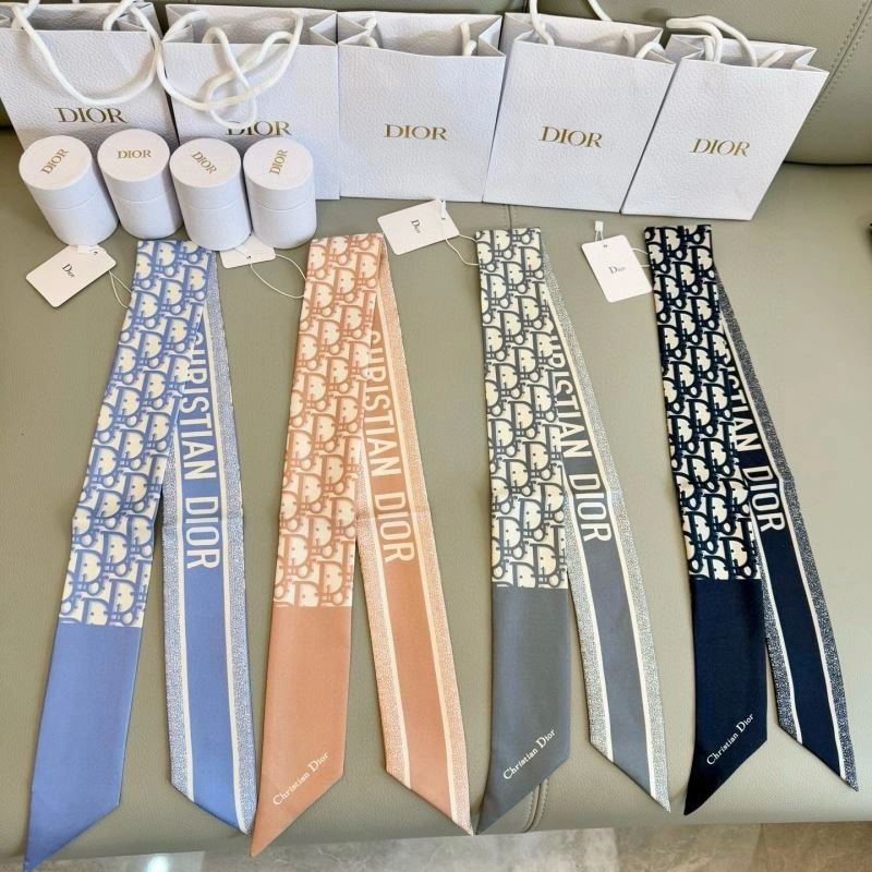 Christian Dior Silk Lightweight 272385