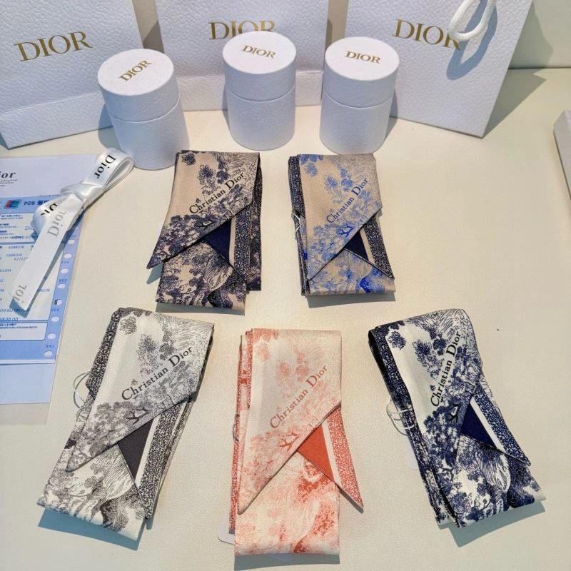 Christian Dior Silk Minimalist 272372