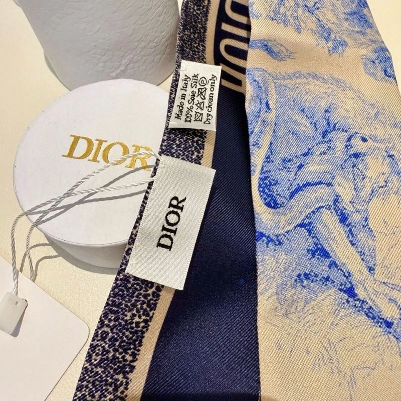 Christian Dior Silk Minimalist 272372
