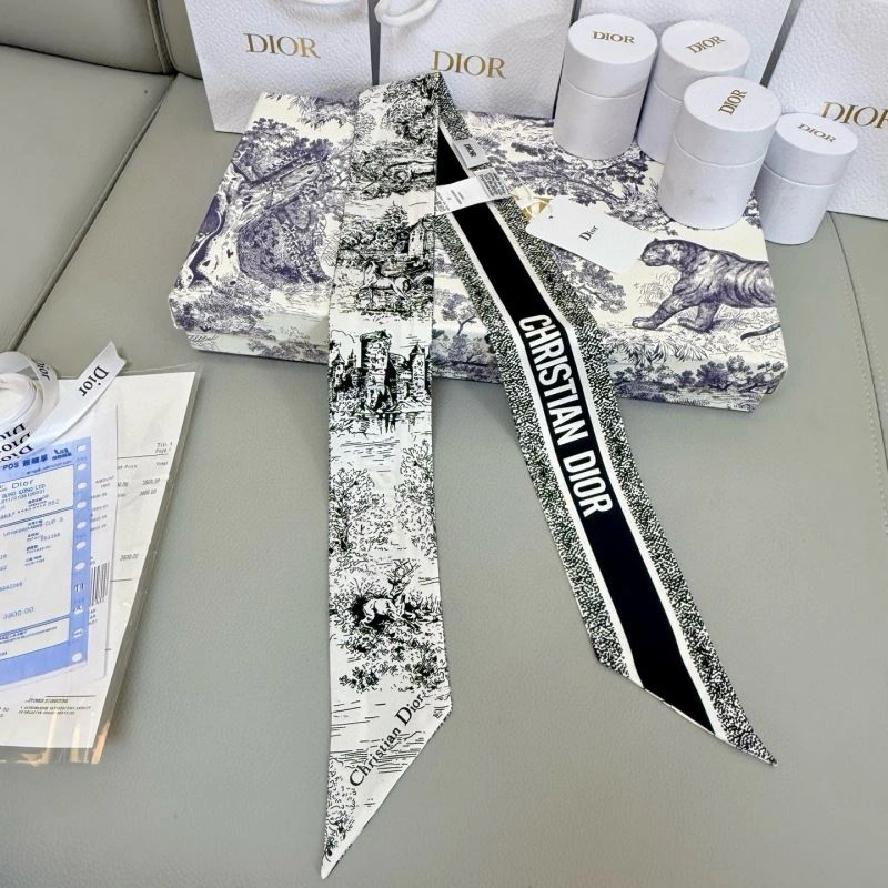 Lightweight Christian Dior Silk 272359