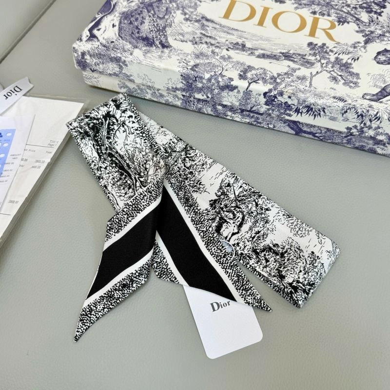 Lightweight Christian Dior Silk 272359