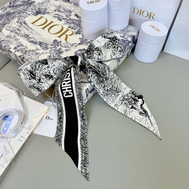 Lightweight Christian Dior Silk 272359