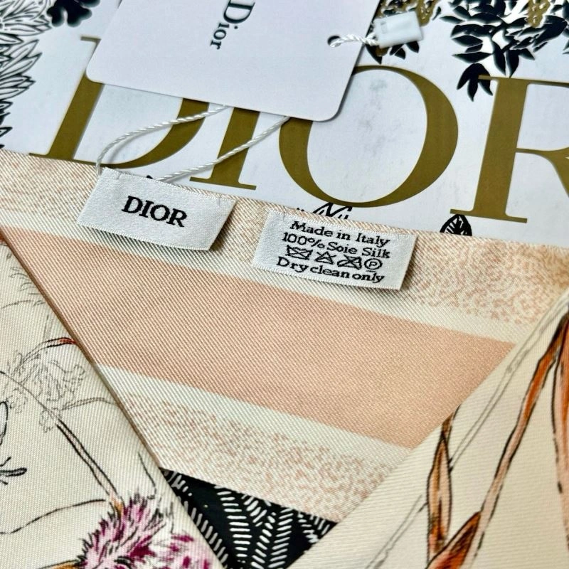 Christian Dior Silk Lightweight 272355