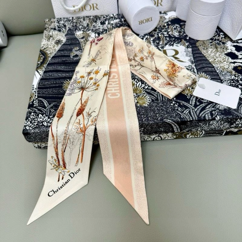 Christian Dior Silk Lightweight 272355