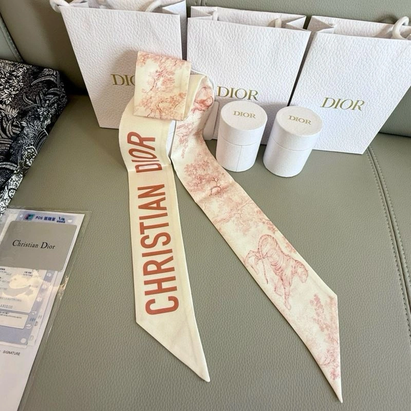 Christian Dior Silk Youthful 272357