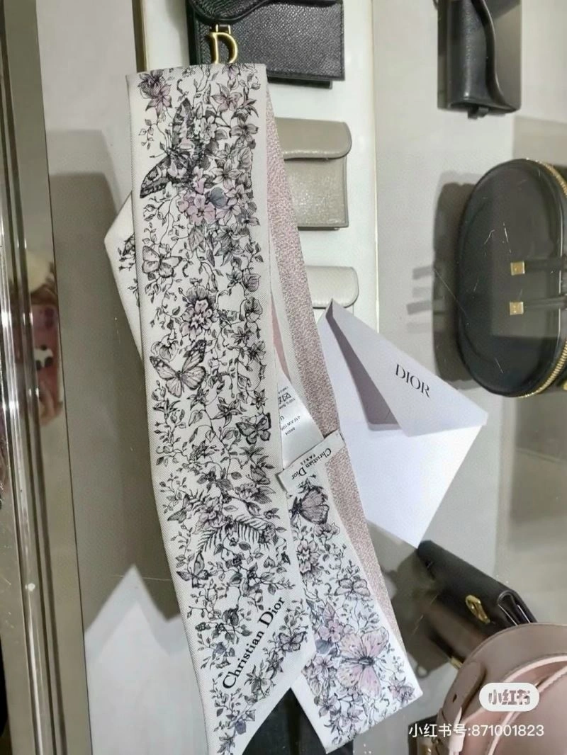 Christian Dior Silk Chic 272358