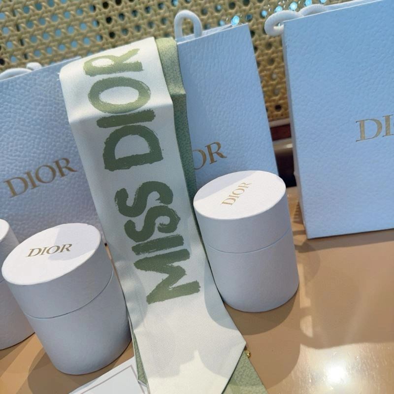 UrbanStyle Christian Dior Silk 272326