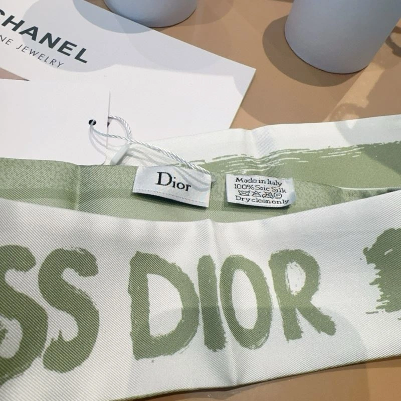 UrbanStyle Christian Dior Silk 272326