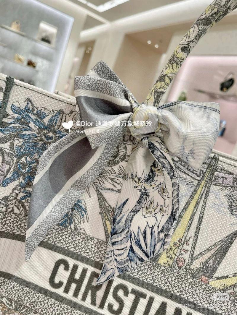 TimelessDesign Christian Dior Silk 272320