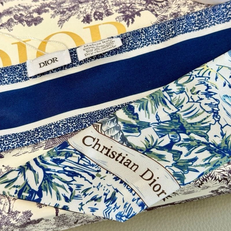 Christian Dior Silk Reliable 272319