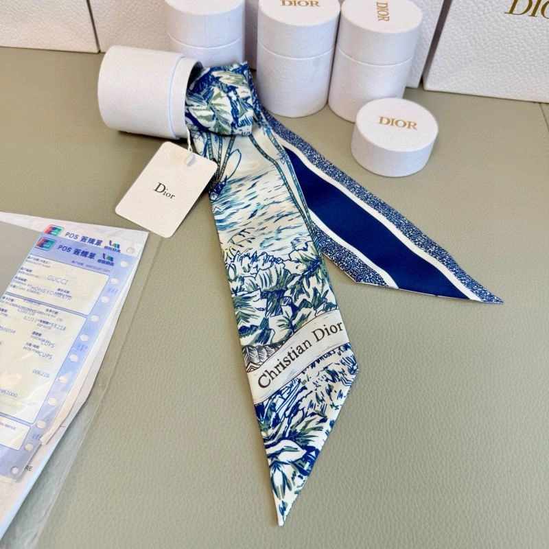 Christian Dior Silk Reliable 272319