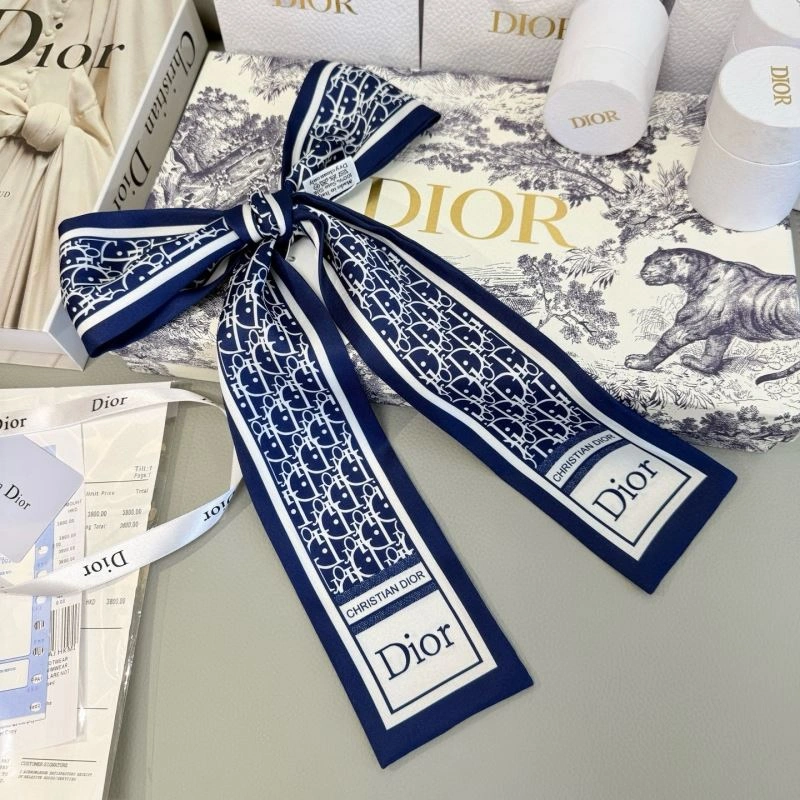 Snug Christian Dior Silk 272301