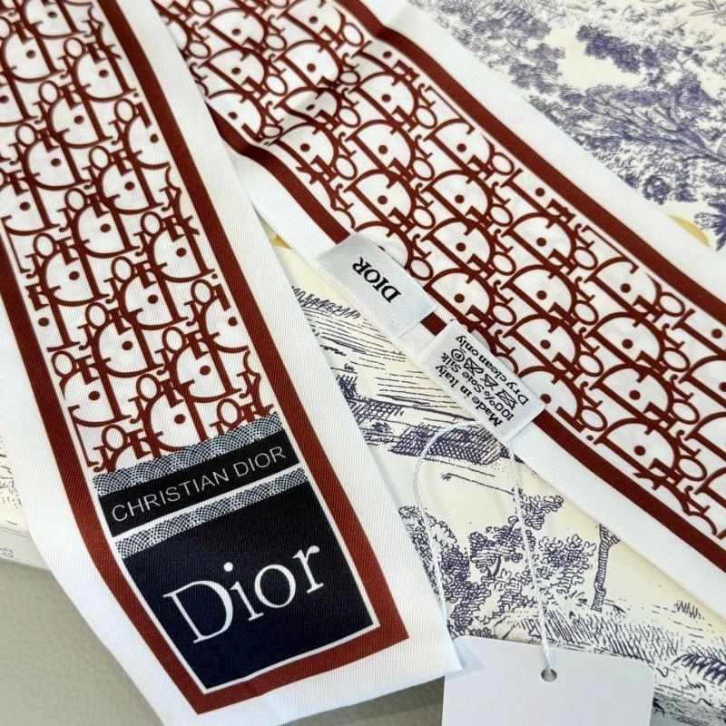 Christian Dior Silk TravelReady 272299
