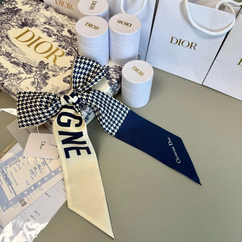 ModernLook Christian Dior Silk 272321