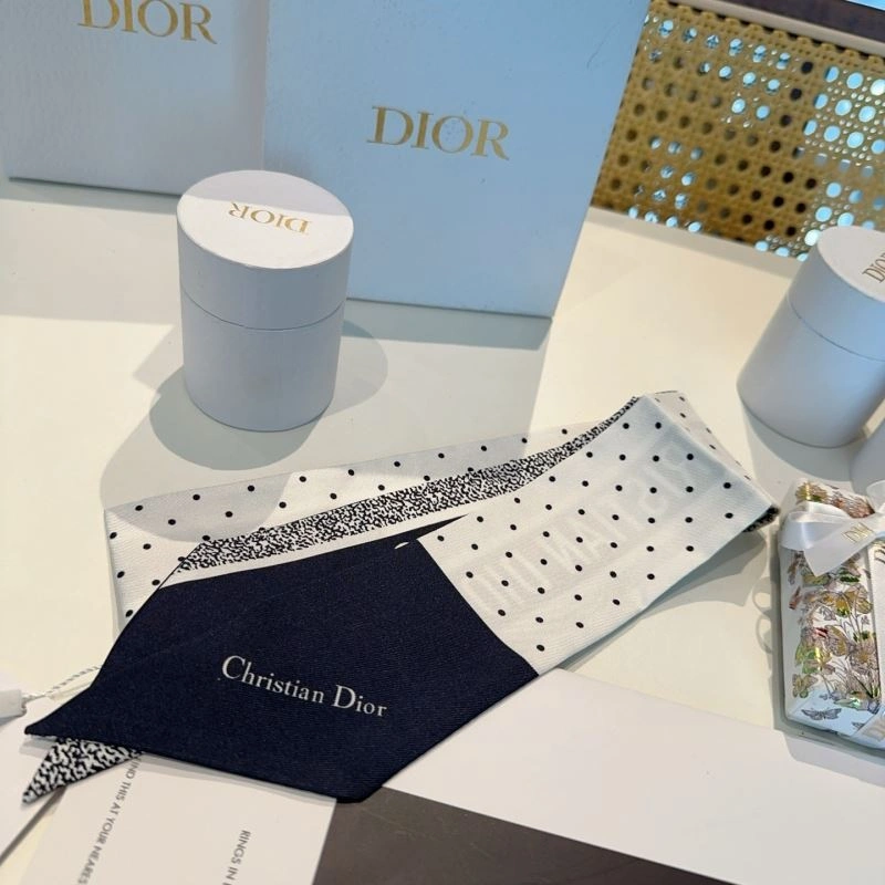 Christian Dior Silk Compact 272981