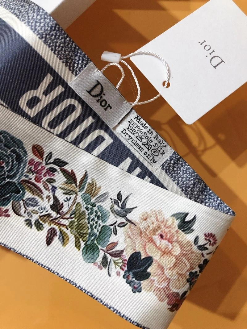 WellDesigned Christian Dior Silk 272970