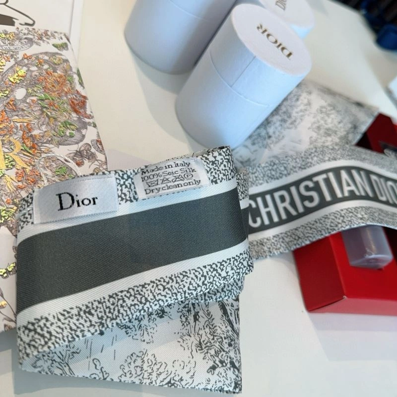 Christian Dior Silk Breathable 272942