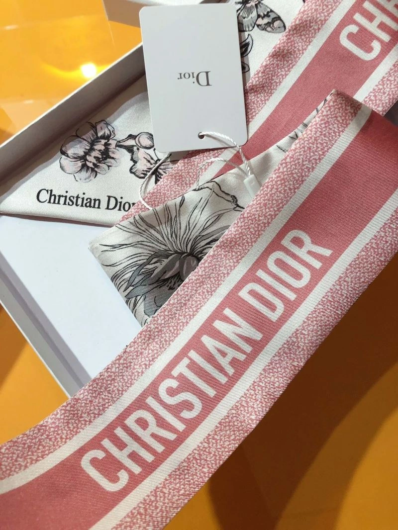 Colorful Christian Dior Silk 272932